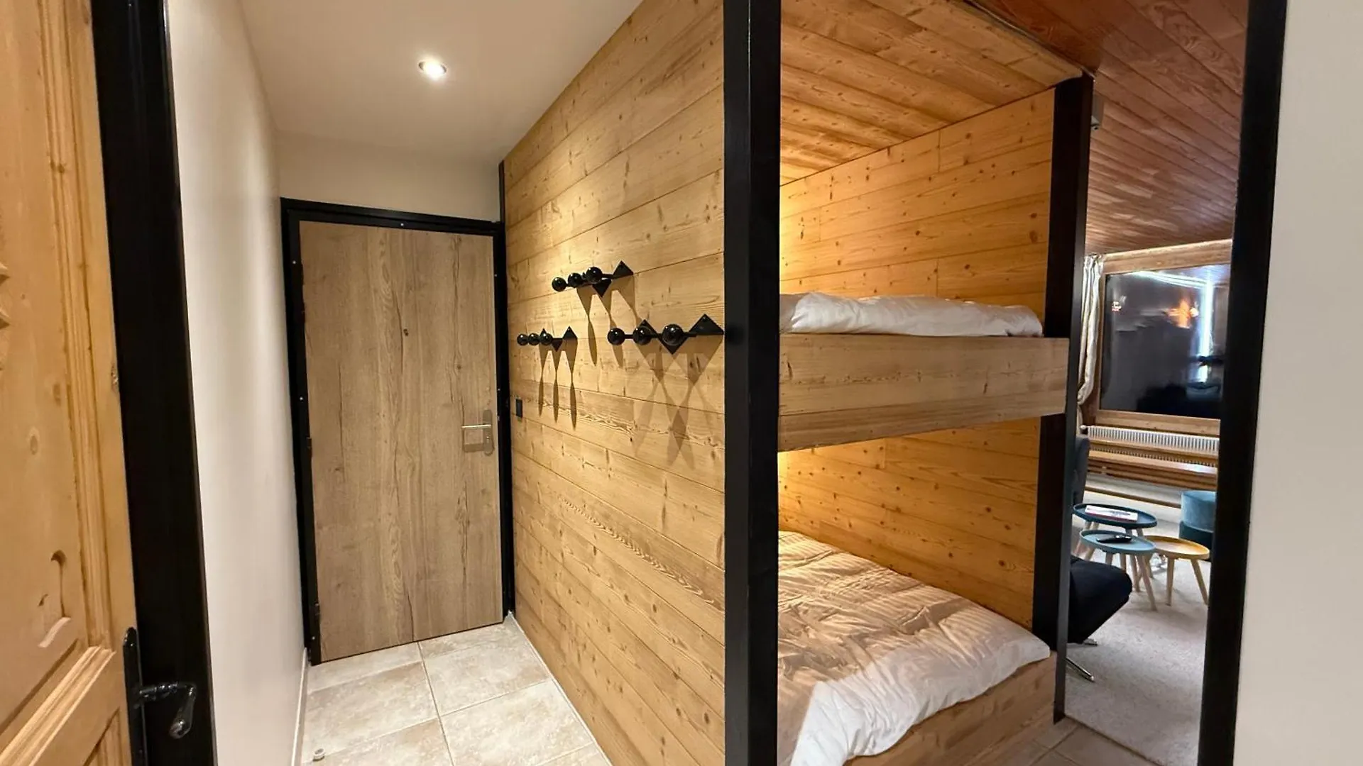 Apartment Meralouva 1650 Domaine De L Ariondaz Courchevel France